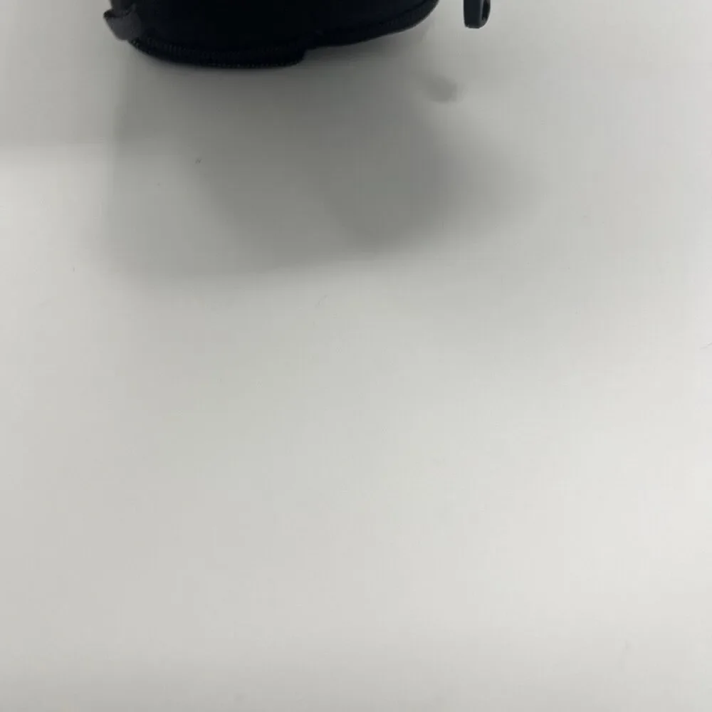 Think Tank Digital Holster 40 V2.0 Bag Zipper Secured Lid Travel Black